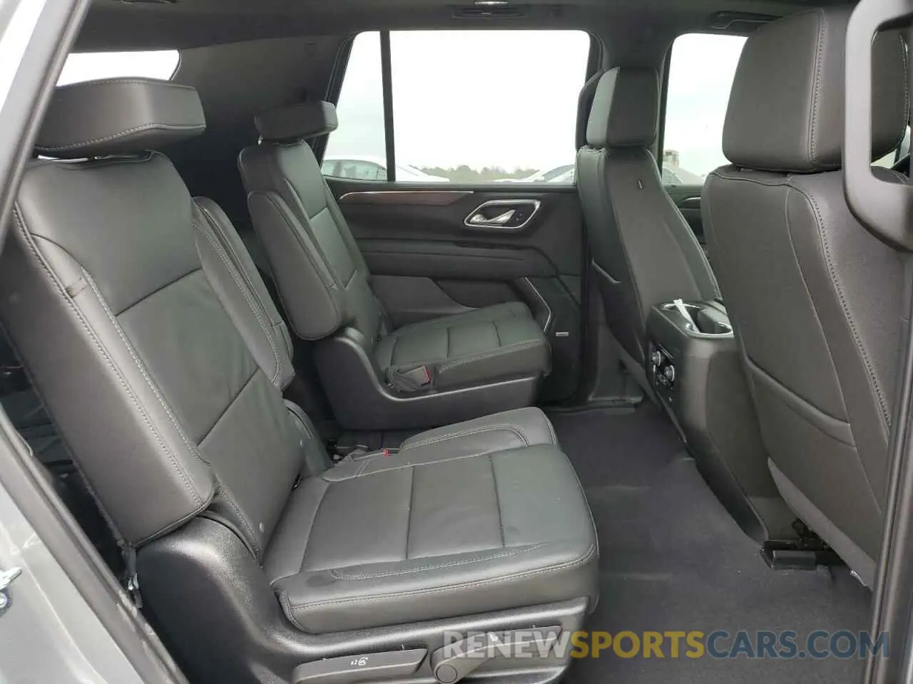 11 fotografías del automóvil dañado 1GNSCNKD3PR345825 CHEVROLET TAHOE 2023
