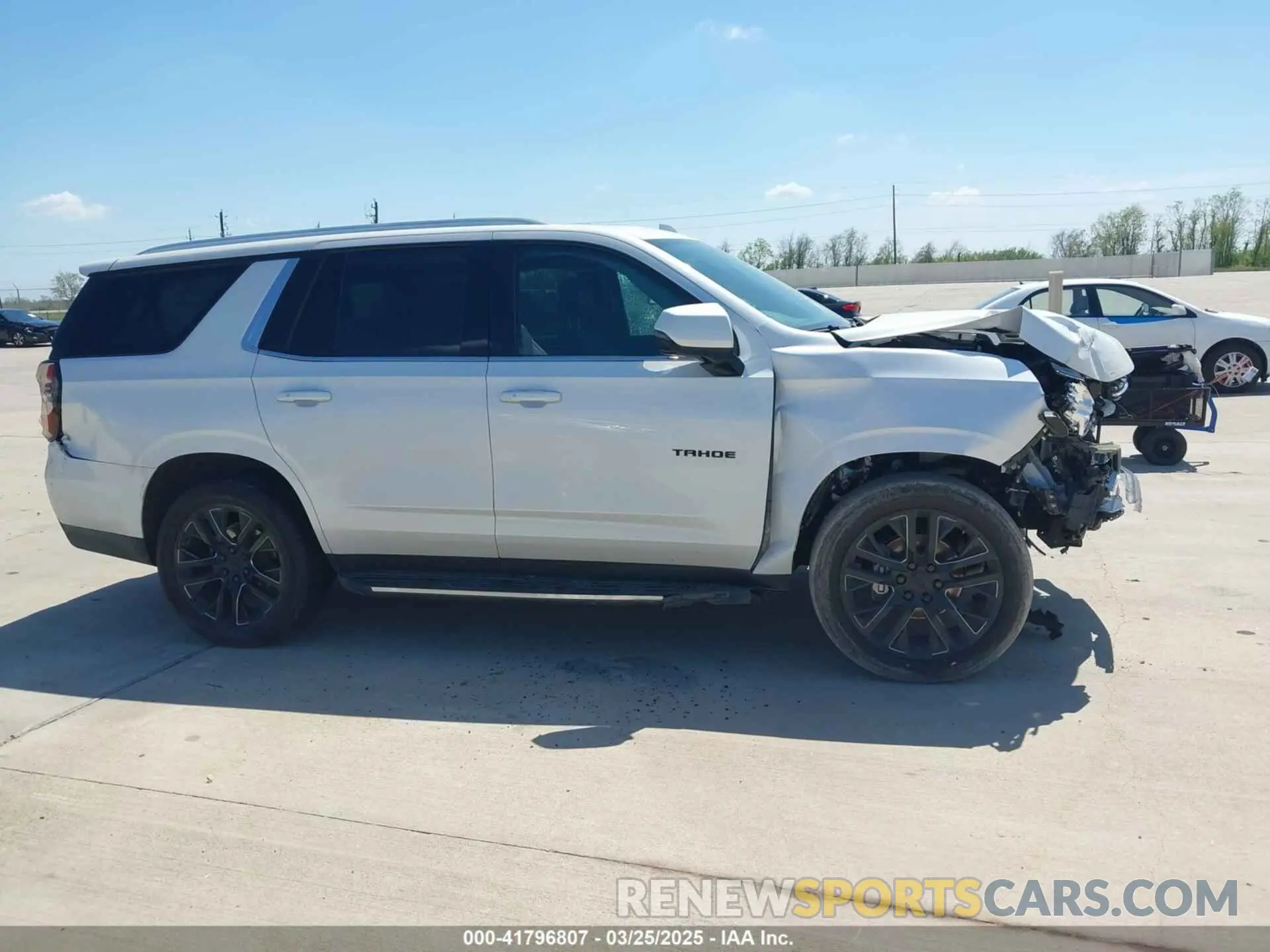 12 fotografías del automóvil dañado 1GNSCNKD6PR417875 CHEVROLET TAHOE 2023