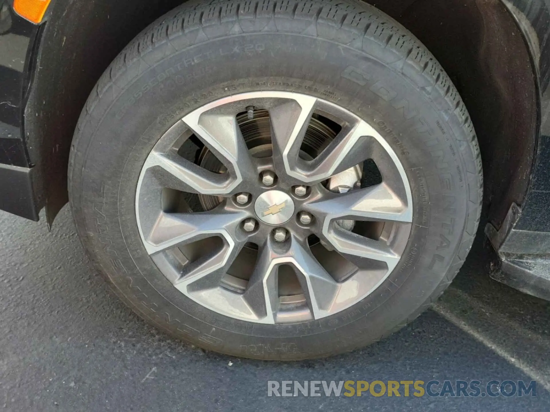 15 fotografías del automóvil dañado 1GNSCNKD7PR168891 CHEVROLET TAHOE 2023