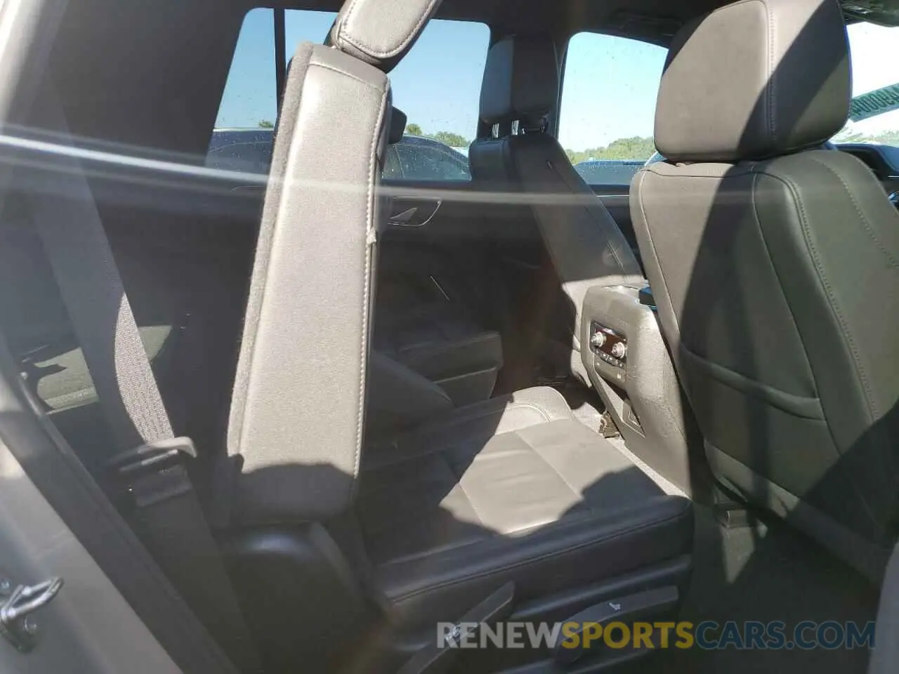 11 fotografías del automóvil dañado 1GNSCNKDXPR539574 CHEVROLET TAHOE 2023