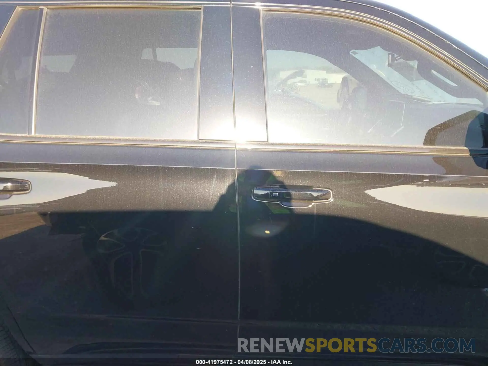 13 fotografías del automóvil dañado 1GNSCRKD3PR365659 CHEVROLET TAHOE 2023