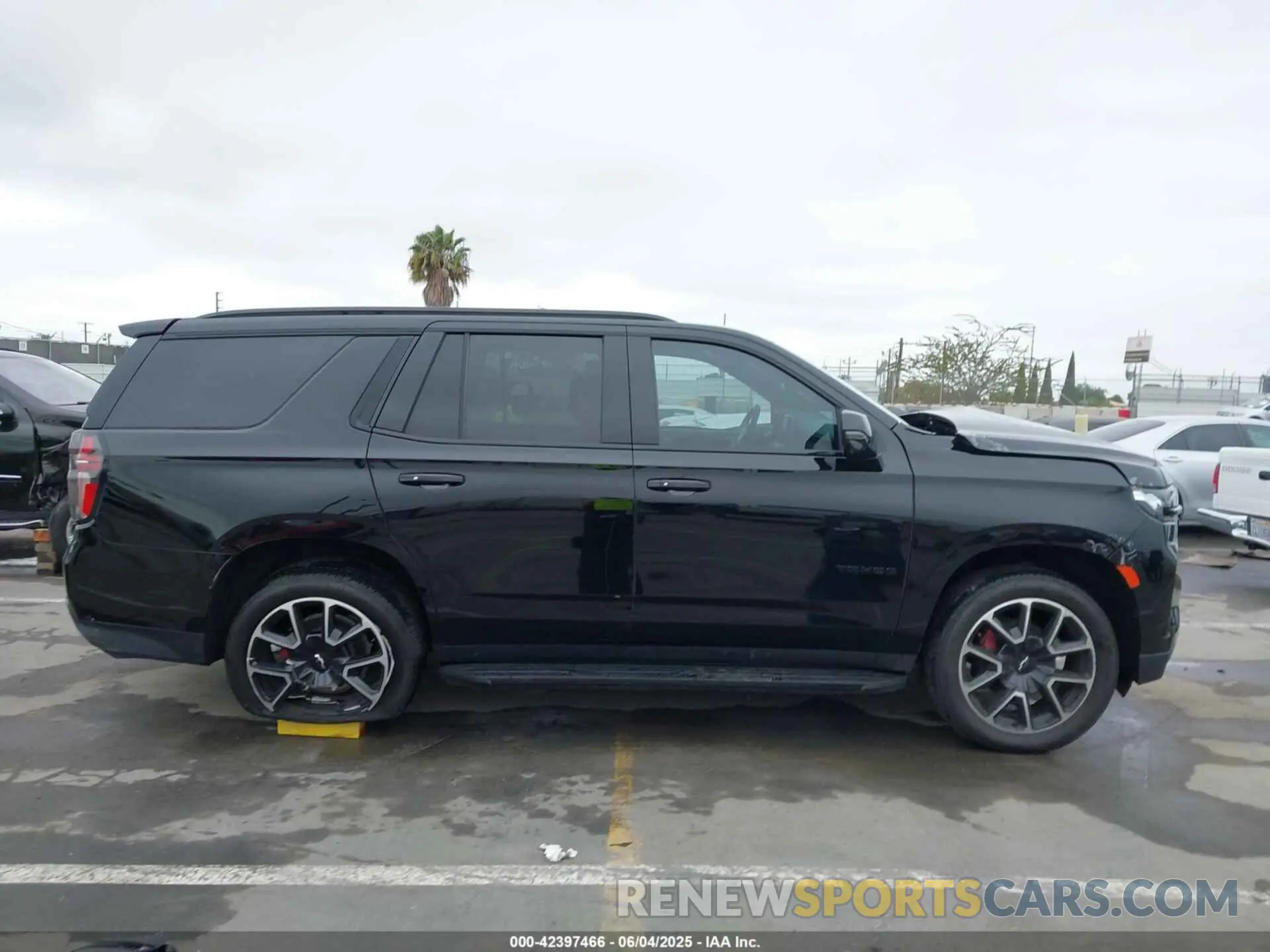 14 fotografías del automóvil dañado 1GNSCRKD4PR247135 CHEVROLET TAHOE 2023