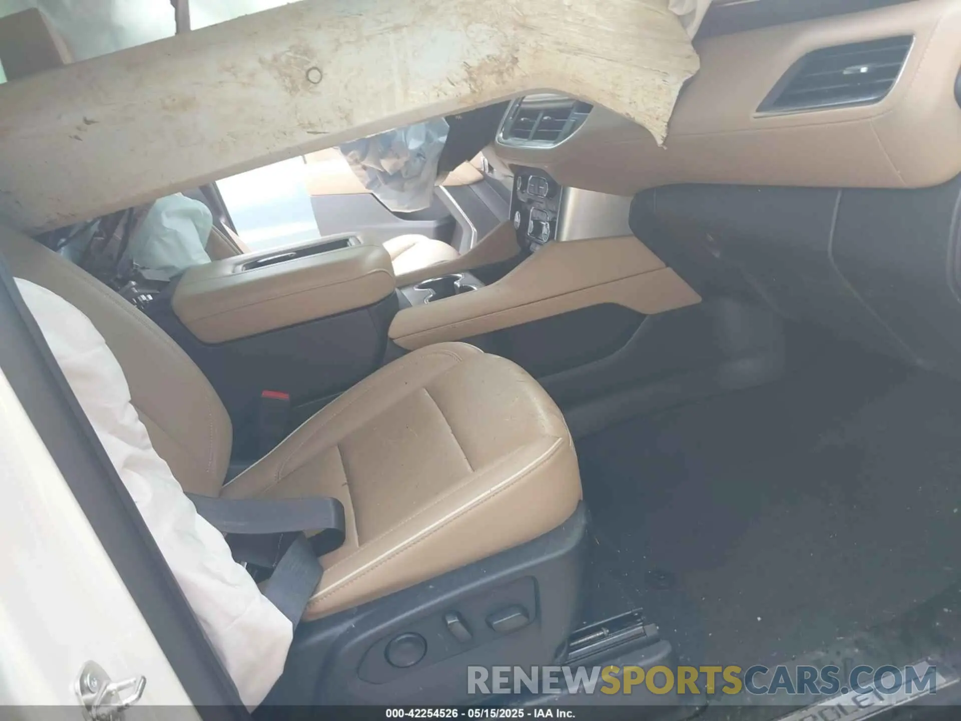 5 fotografías del automóvil dañado 1GNSCSKD9PR390234 CHEVROLET TAHOE 2023
