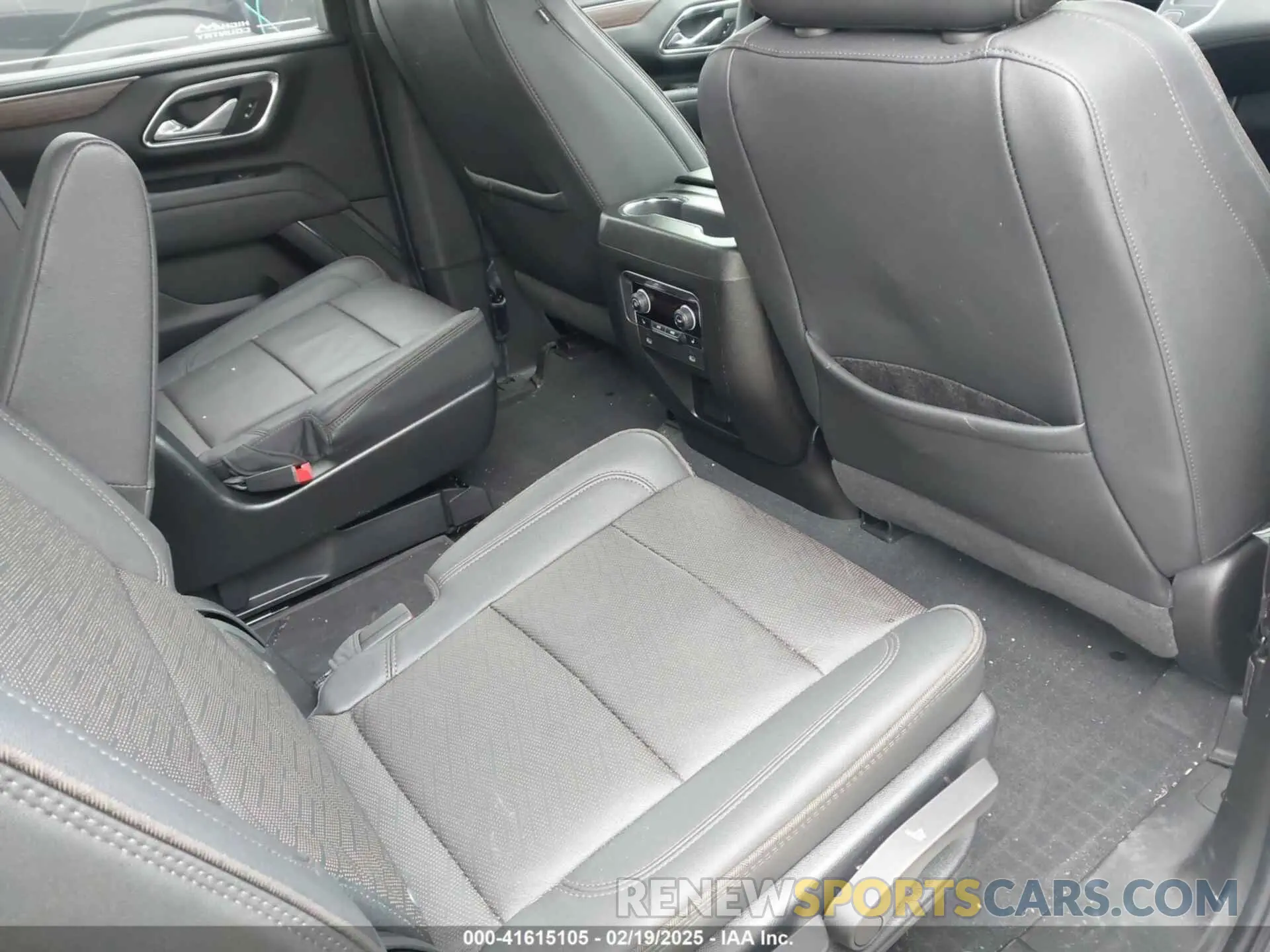 8 fotografías del automóvil dañado 1GNSCTKL4PR551134 CHEVROLET TAHOE 2023