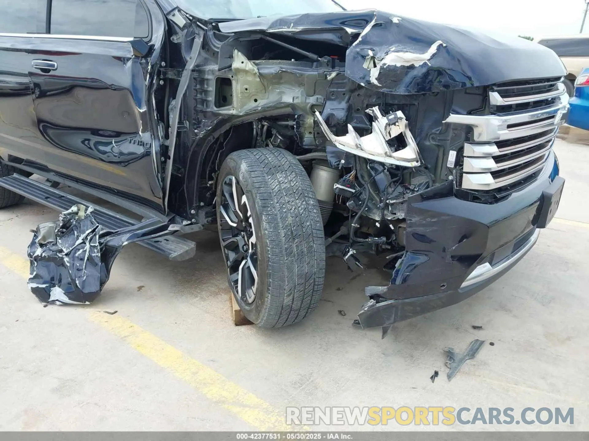 6 fotografías del automóvil dañado 1GNSCTKT8PR215292 CHEVROLET TAHOE 2023