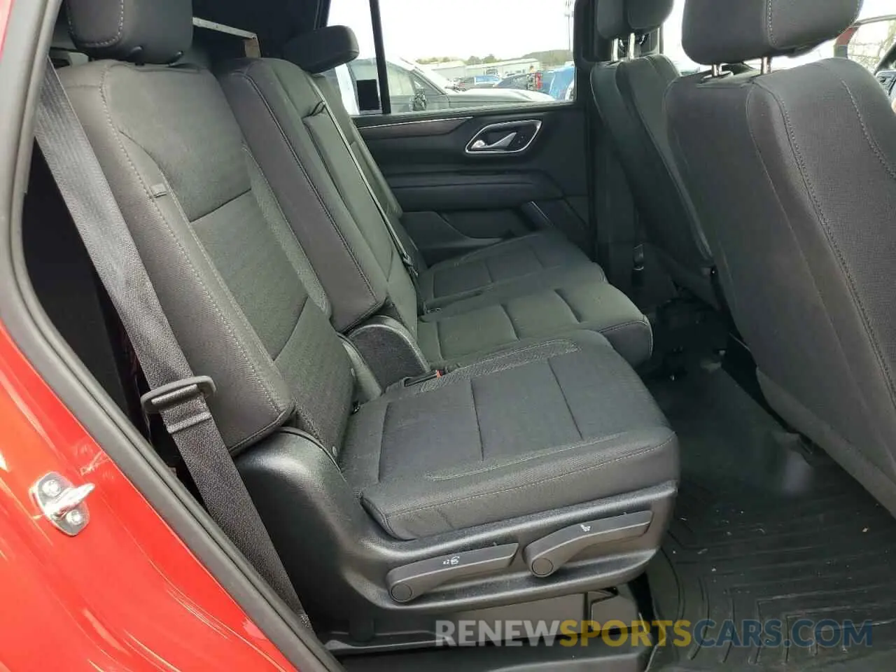 10 fotografías del automóvil dañado 1GNSKLED0PR266373 CHEVROLET TAHOE 2023