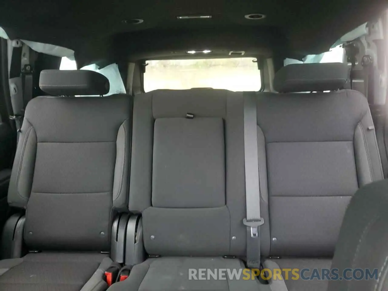10 fotografías del automóvil dañado 1GNSKLED3PR181253 CHEVROLET TAHOE 2023
