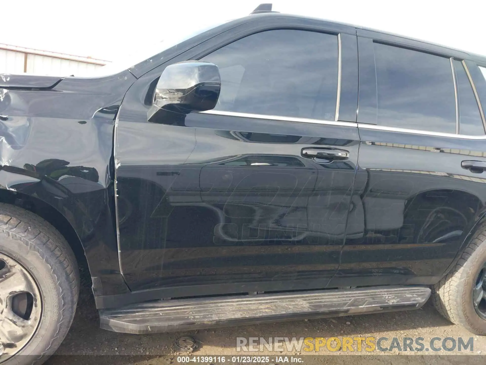 14 fotografías del automóvil dañado 1GNSKLED9PR474946 CHEVROLET TAHOE 2023