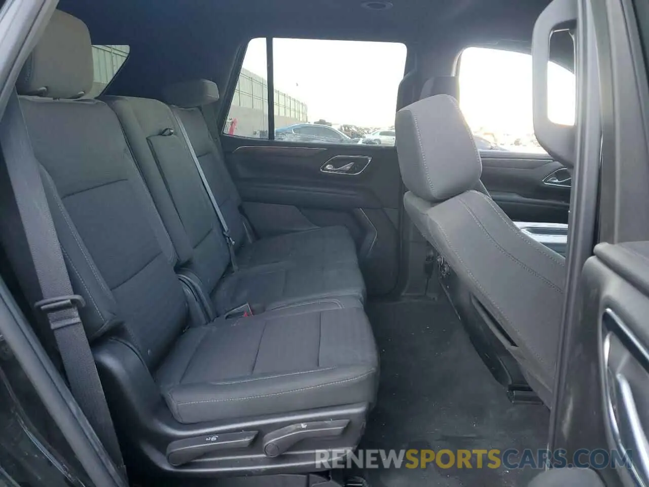 11 fotografías del automóvil dañado 1GNSKMKD4PR184687 CHEVROLET TAHOE 2023