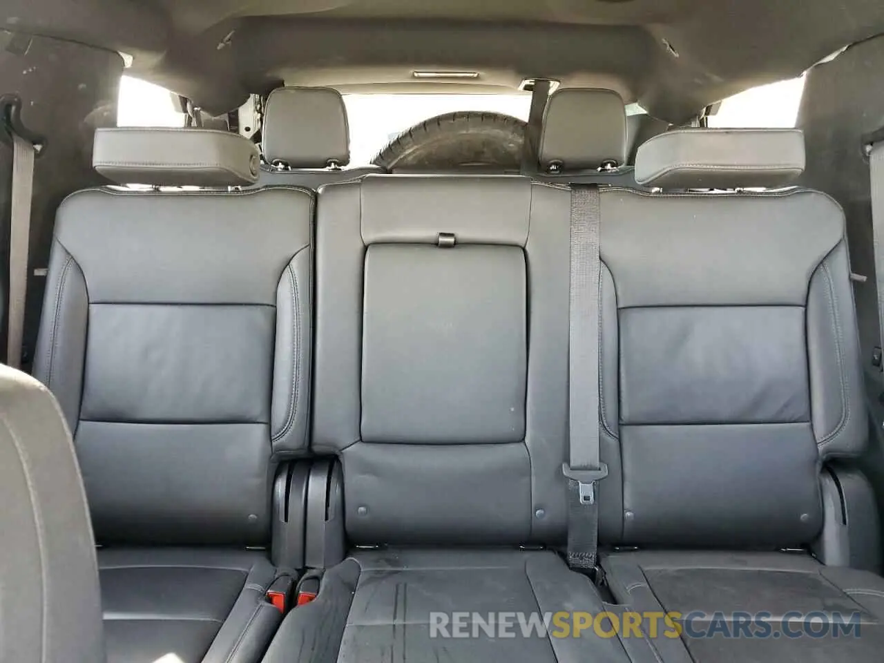 10 fotografías del automóvil dañado 1GNSKNKD2PR285362 CHEVROLET TAHOE 2023