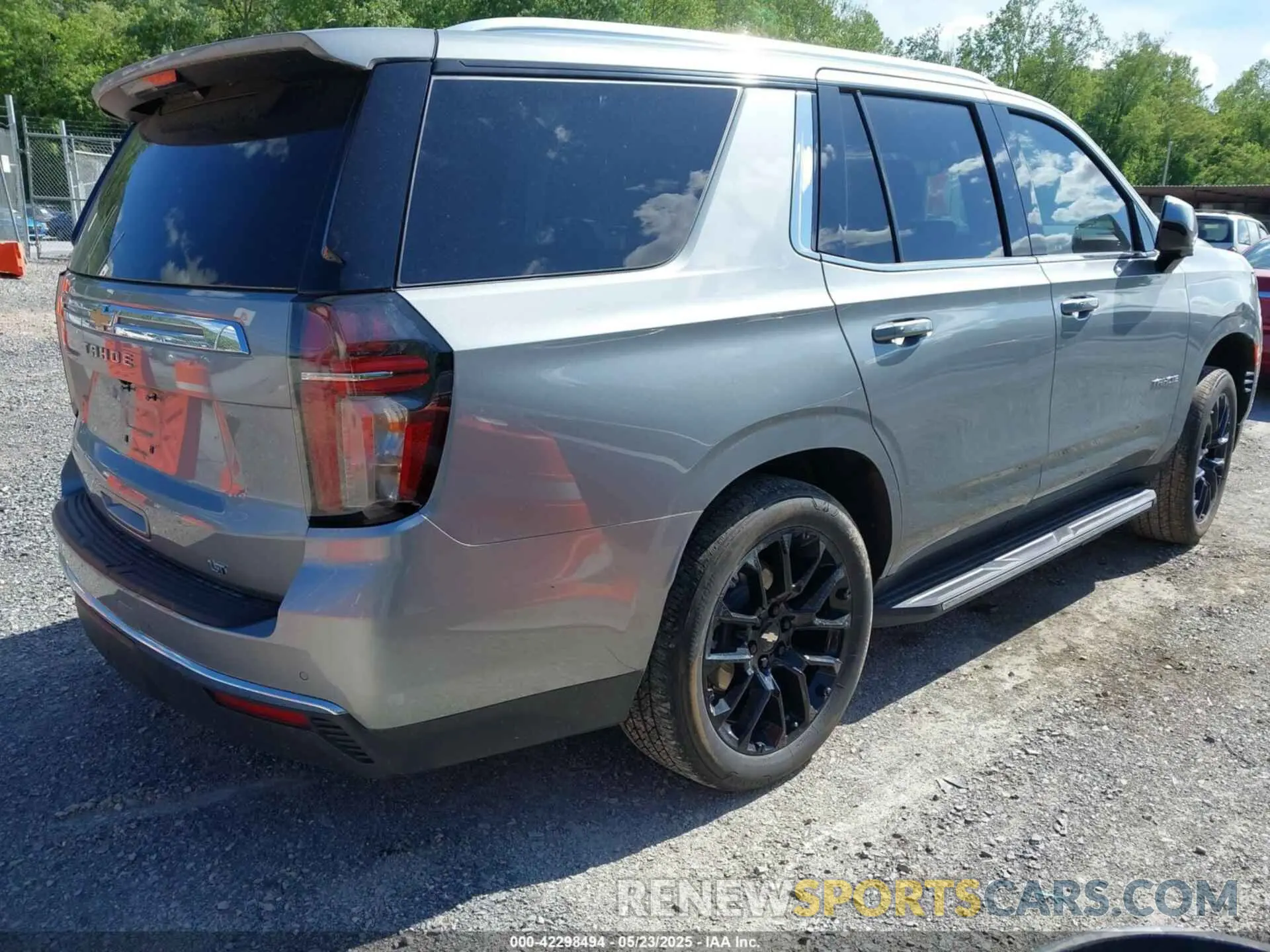 4 fotografías del automóvil dañado 1GNSKNKD3PR233173 CHEVROLET TAHOE 2023