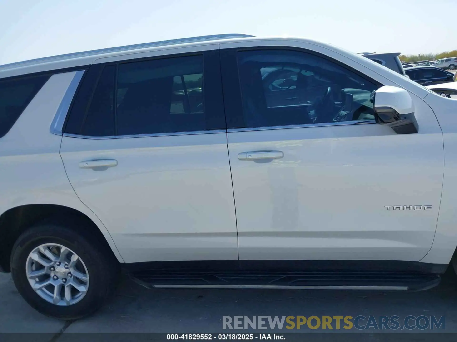 12 fotografías del automóvil dañado 1GNSKNKD3PR313606 CHEVROLET TAHOE 2023