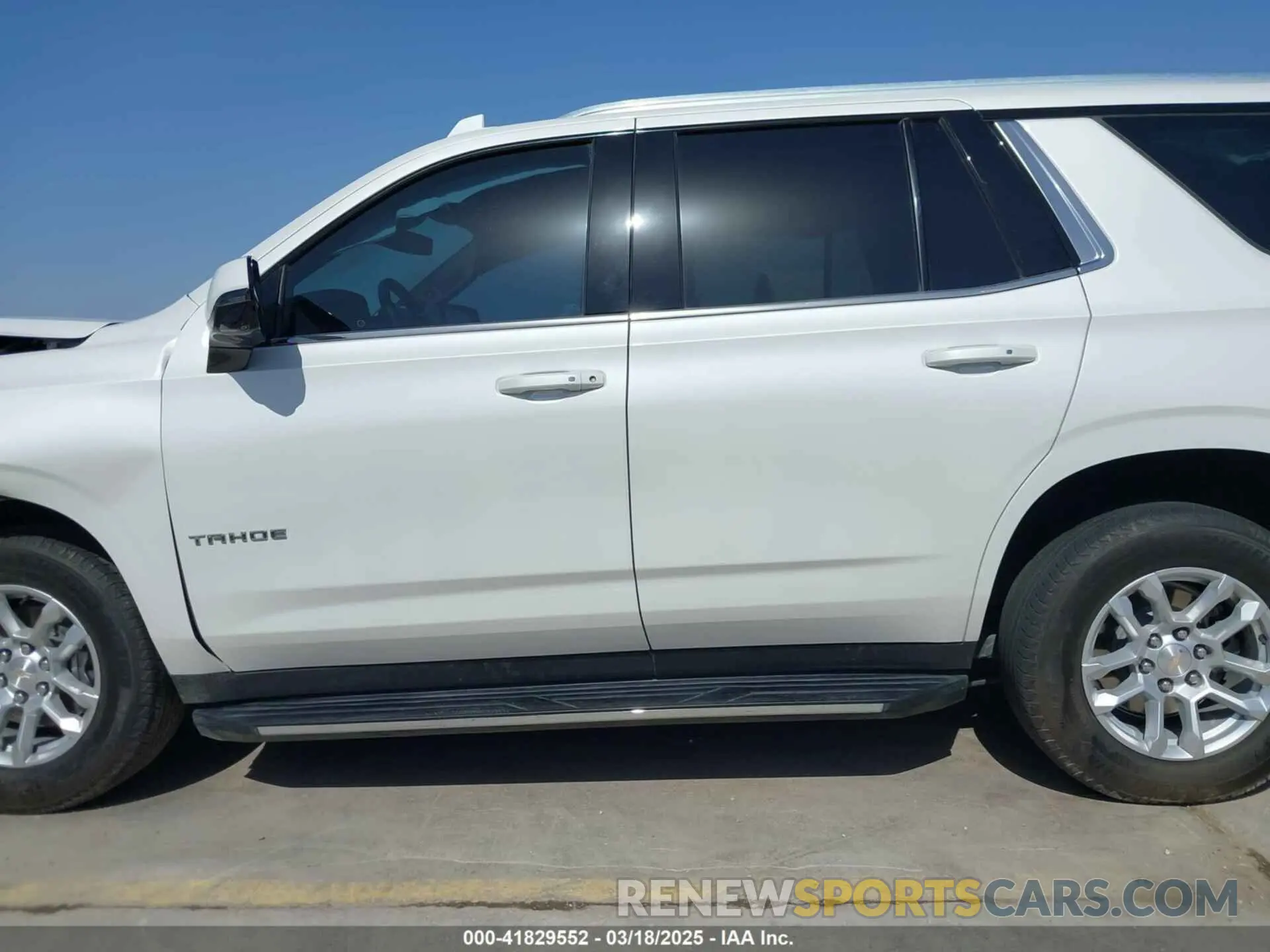 13 fotografías del automóvil dañado 1GNSKNKD3PR313606 CHEVROLET TAHOE 2023