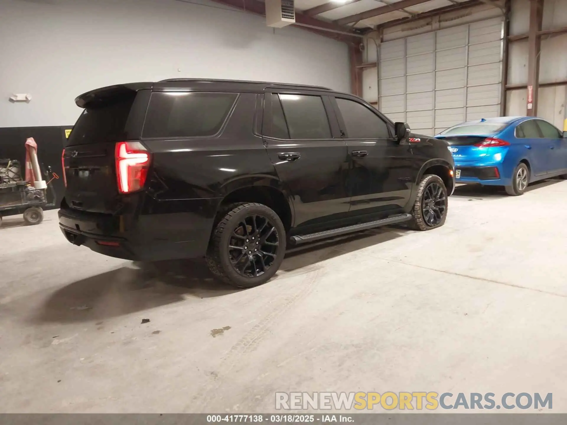 4 fotografías del automóvil dañado 1GNSKPKD3PR130489 CHEVROLET TAHOE 2023