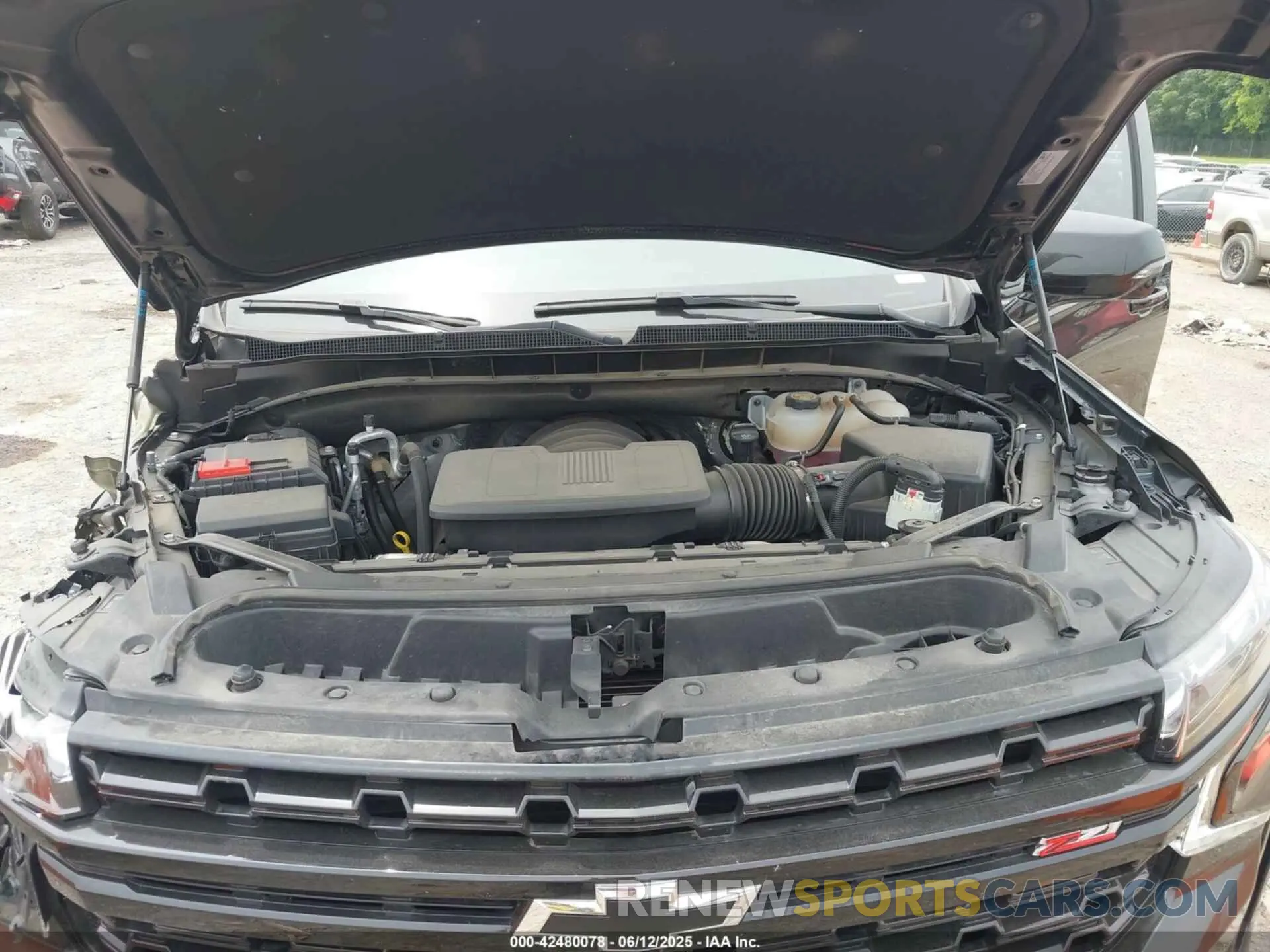 10 fotografías del automóvil dañado 1GNSKPKD3PR384509 CHEVROLET TAHOE 2023