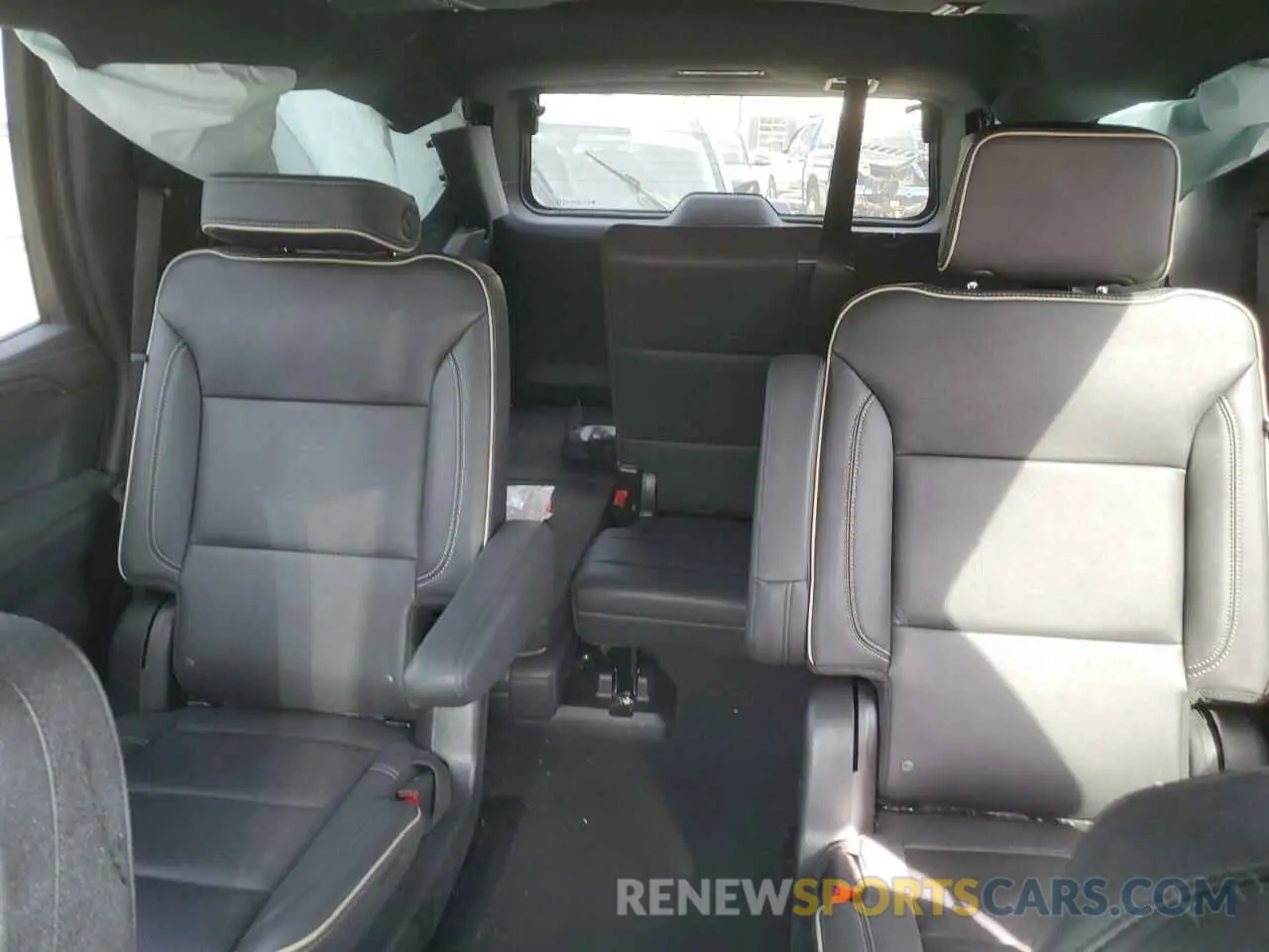 10 fotografías del automóvil dañado 1GNSKSKD0PR220119 CHEVROLET TAHOE 2023