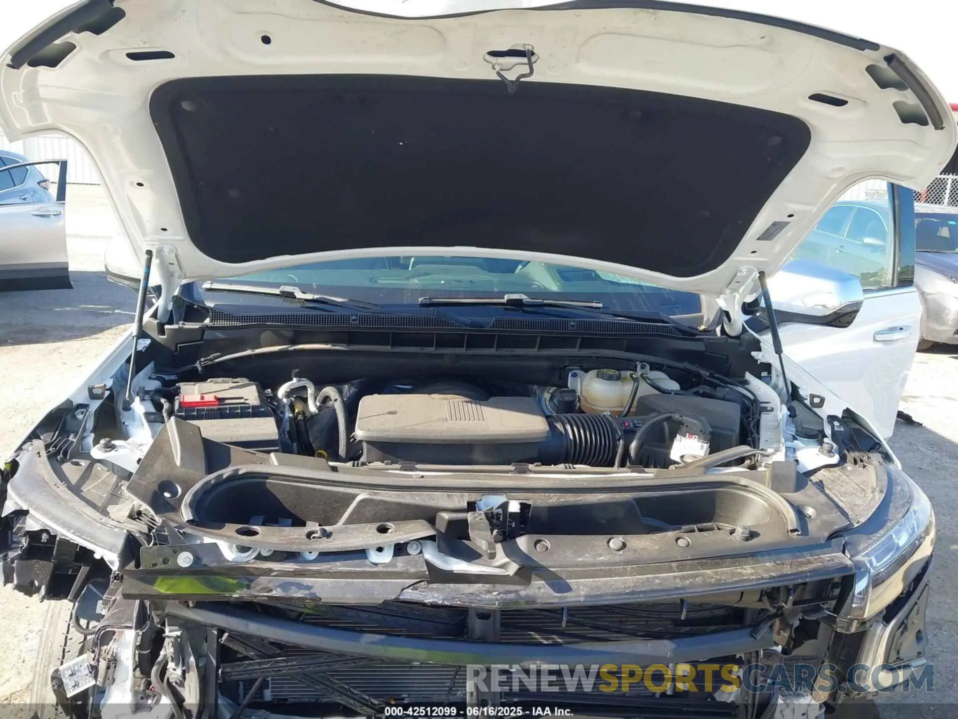 10 fotografías del automóvil dañado 1GNSKSKD0PR453465 CHEVROLET TAHOE 2023