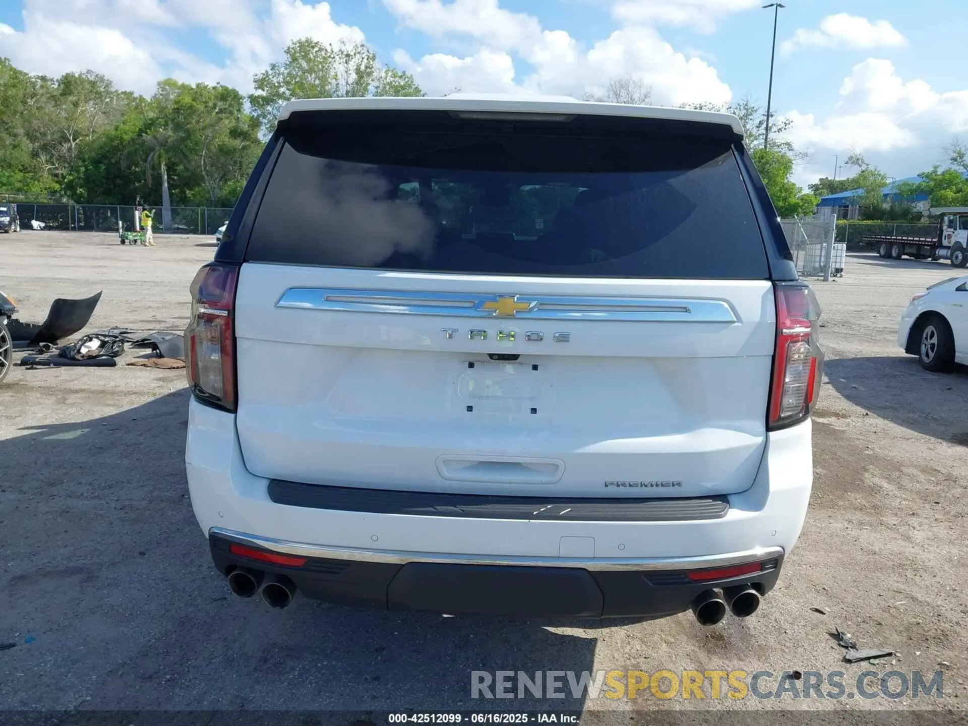 17 fotografías del automóvil dañado 1GNSKSKD0PR453465 CHEVROLET TAHOE 2023