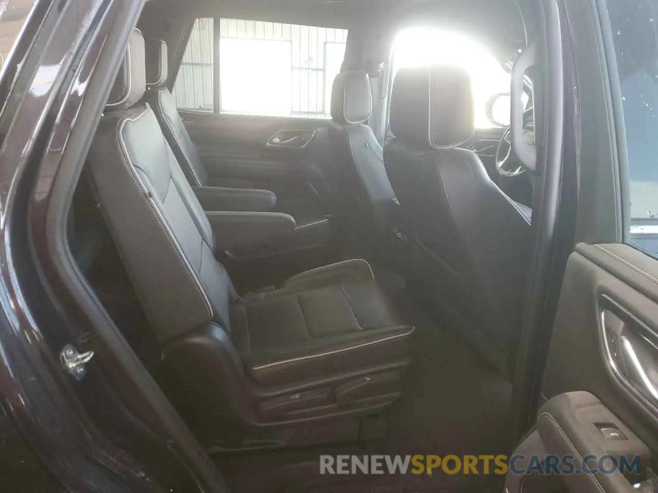 11 fotografías del automóvil dañado 1GNSKSKD4PR458118 CHEVROLET TAHOE 2023