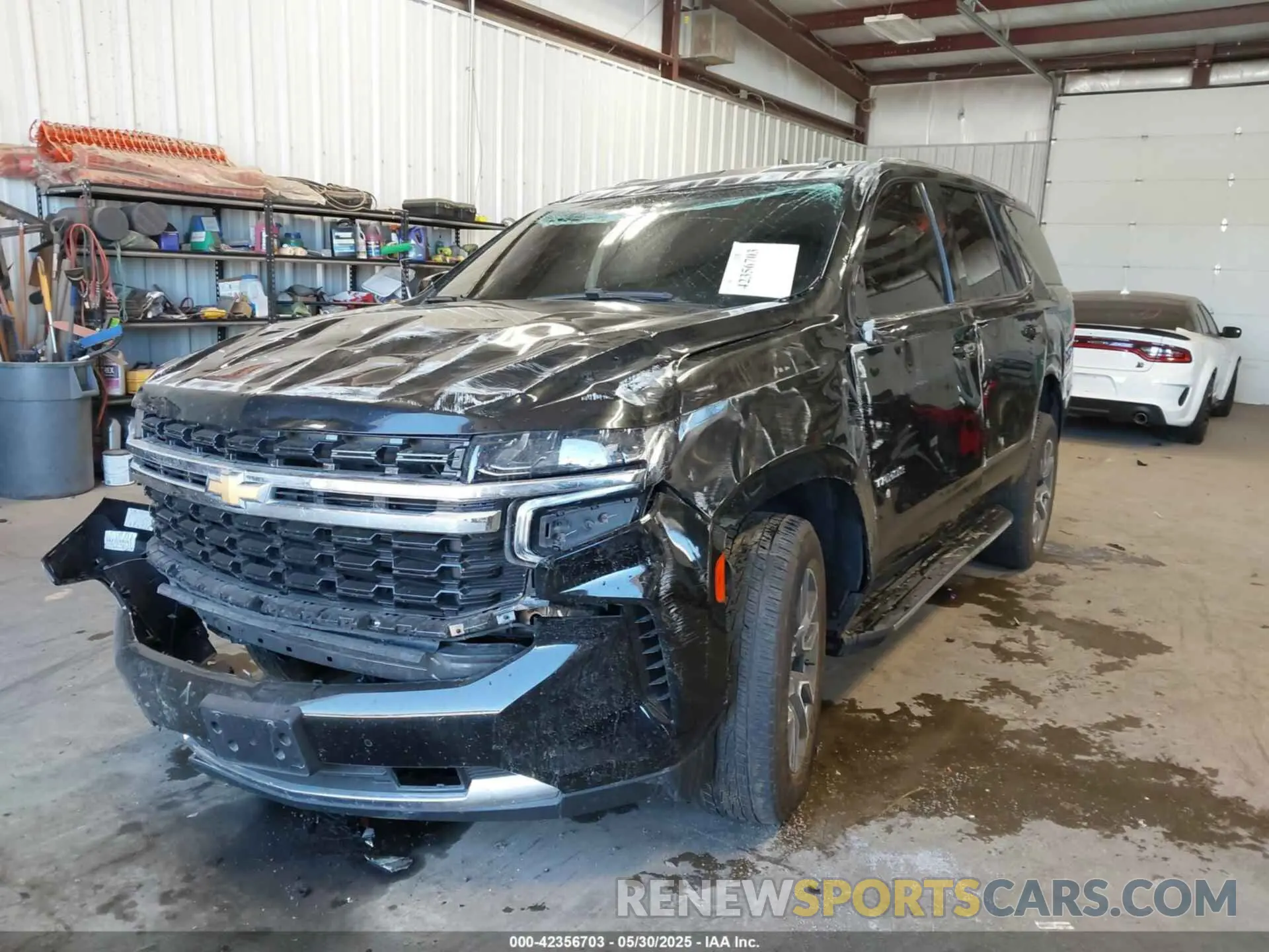 2 fotografías del automóvil dañado 1GNSCMKD8RR184286 CHEVROLET TAHOE 2024