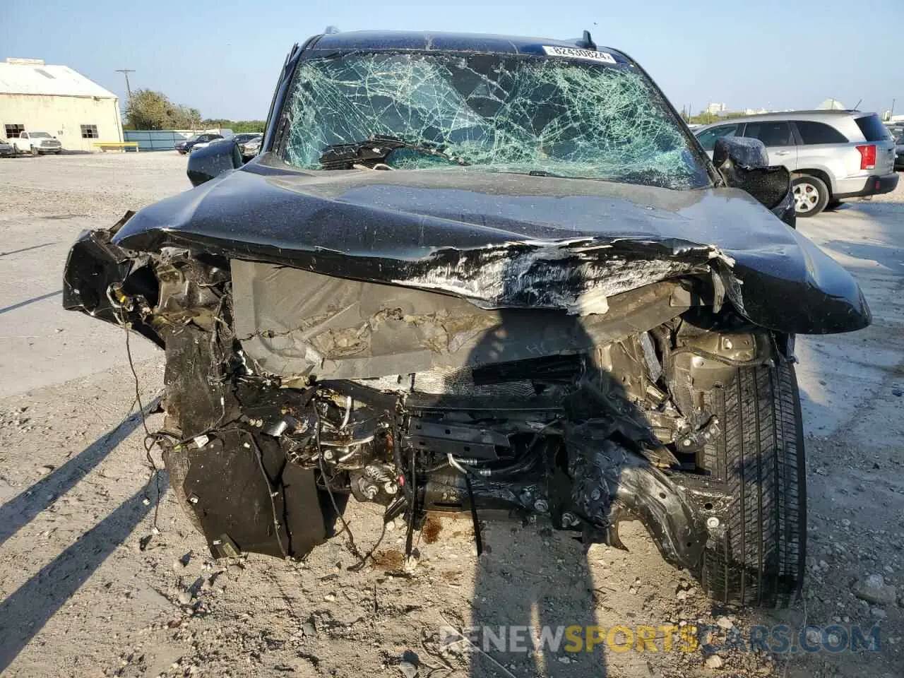 5 fotografías del automóvil dañado 1GNSCMKD9RR176746 CHEVROLET TAHOE 2024