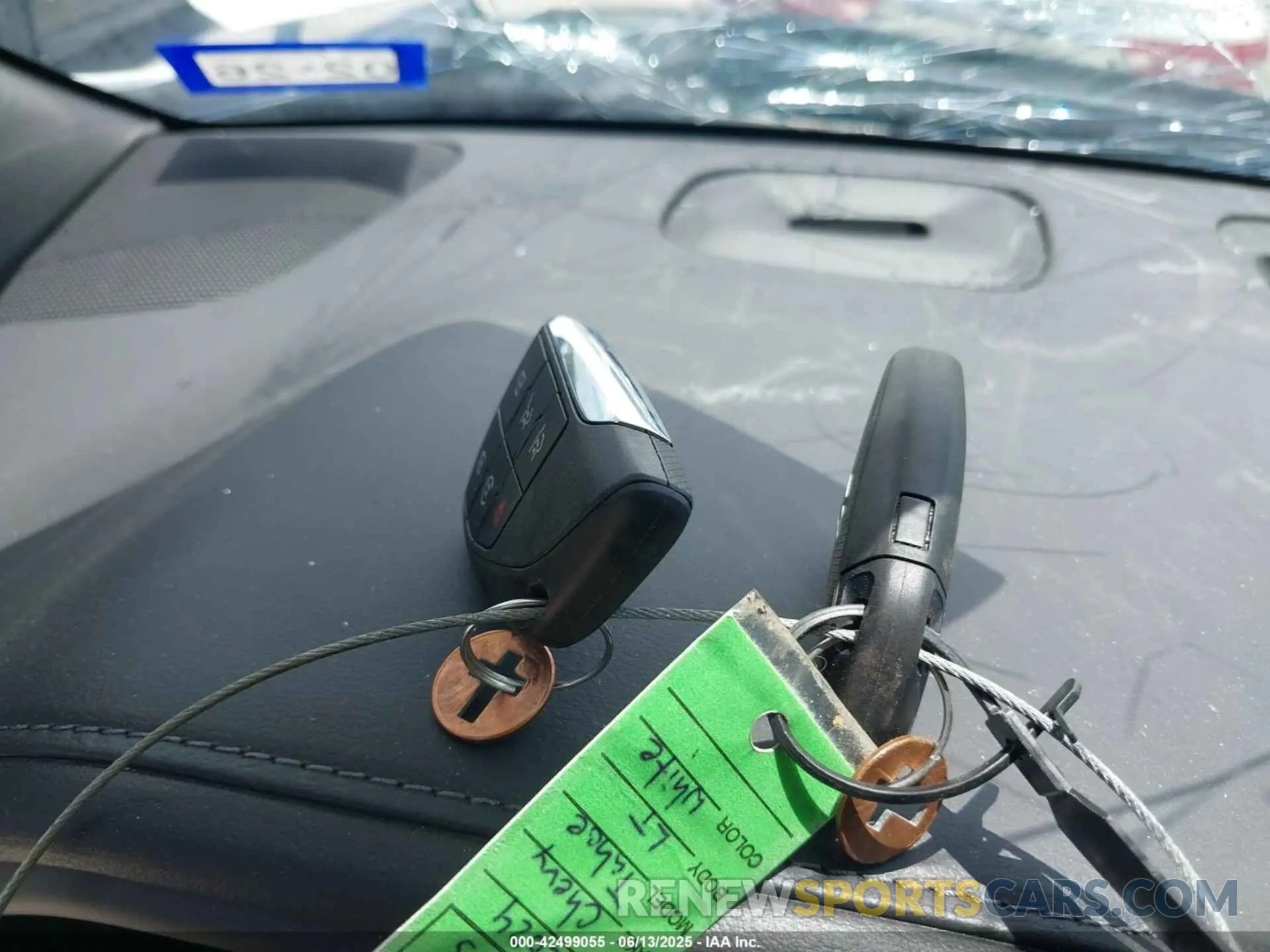 11 fotografías del automóvil dañado 1GNSCNKD7RR163693 CHEVROLET TAHOE 2024