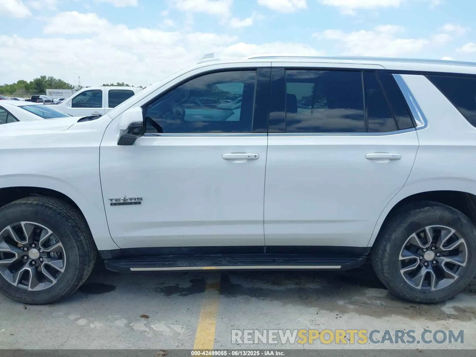14 fotografías del automóvil dañado 1GNSCNKD7RR163693 CHEVROLET TAHOE 2024