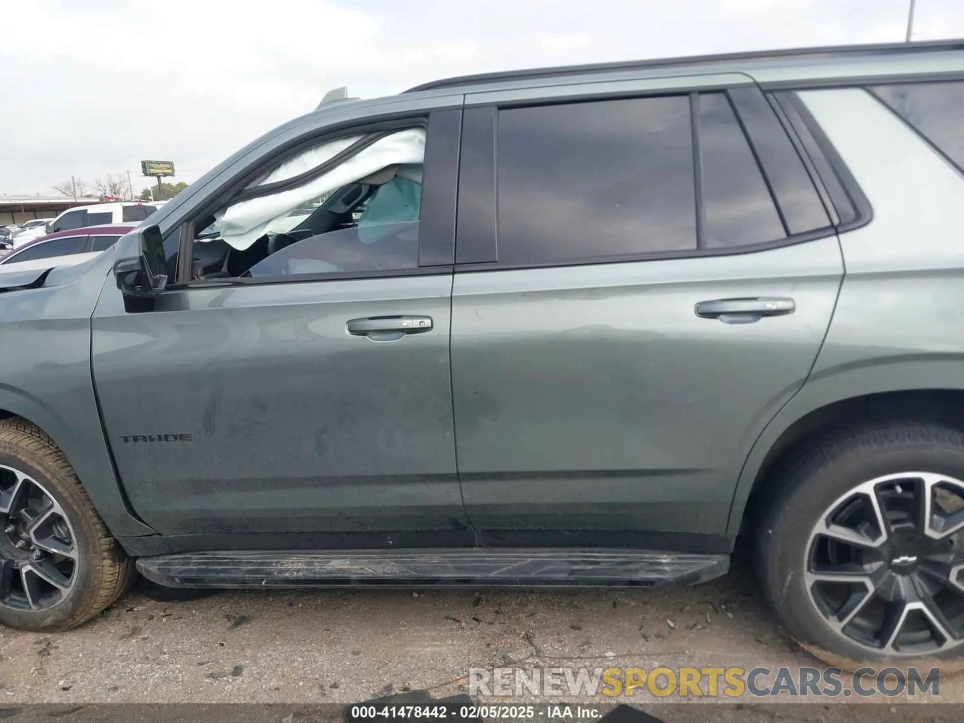 14 fotografías del automóvil dañado 1GNSCRKD7RR127283 CHEVROLET TAHOE 2024