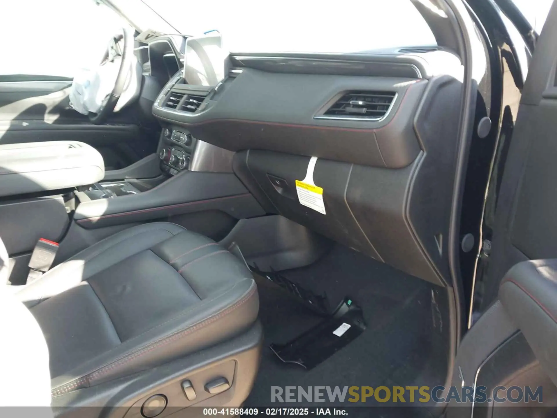 5 fotografías del automóvil dañado 1GNSCRKD7RR224919 CHEVROLET TAHOE 2024