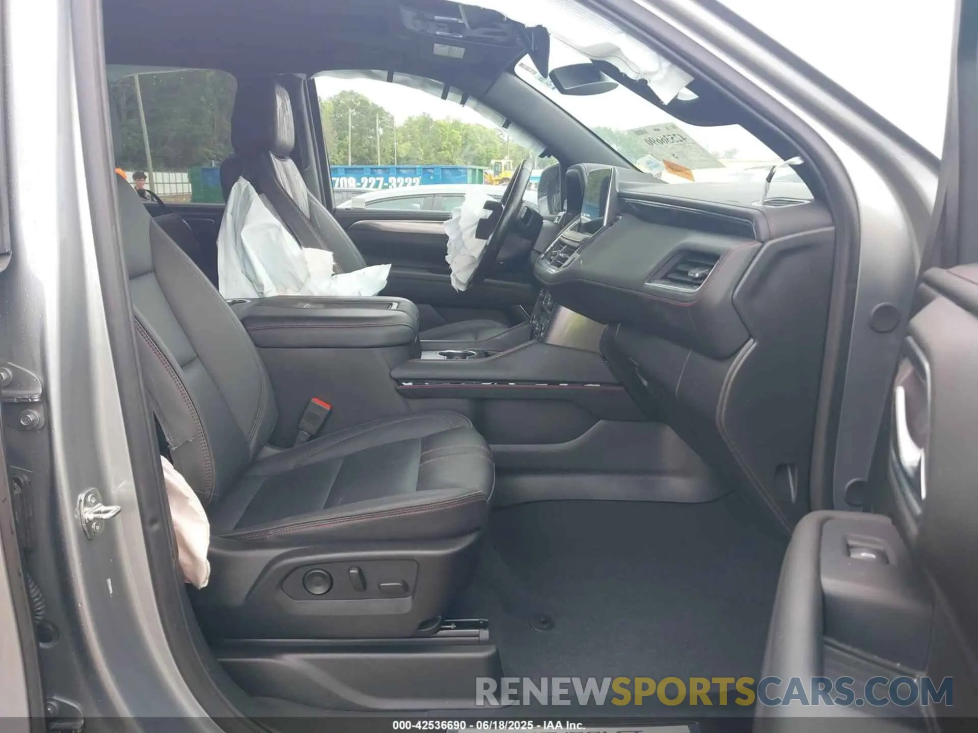 5 fotografías del automóvil dañado 1GNSCRKDXRR395888 CHEVROLET TAHOE 2024