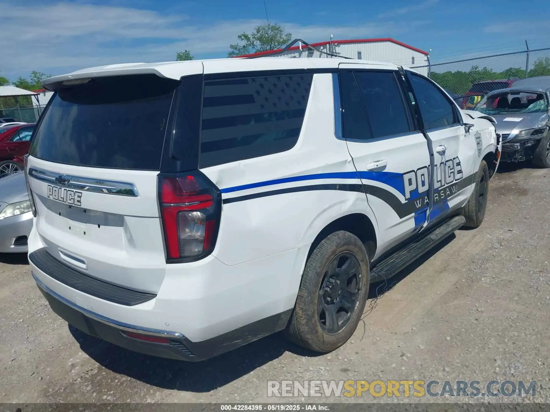 4 fotografías del automóvil dañado 1GNSKLED5RR155692 CHEVROLET TAHOE 2024