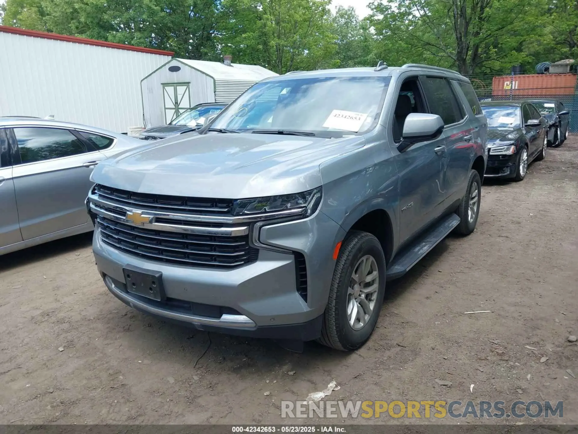 2 fotografías del automóvil dañado 1GNSKNKD2RR180324 CHEVROLET TAHOE 2024