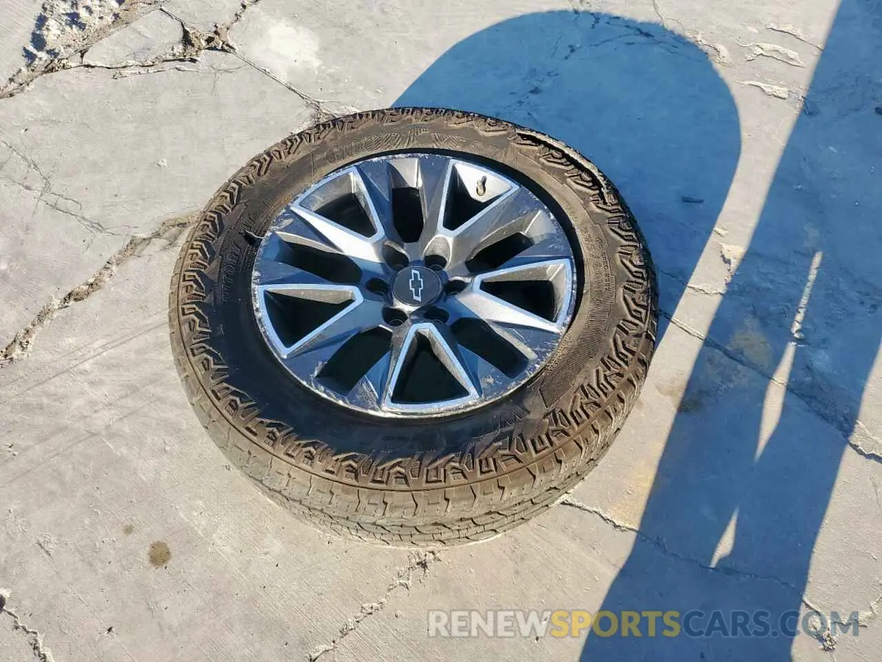 13 fotografías del automóvil dañado 1GNSKPKL6RR342717 CHEVROLET TAHOE 2024
