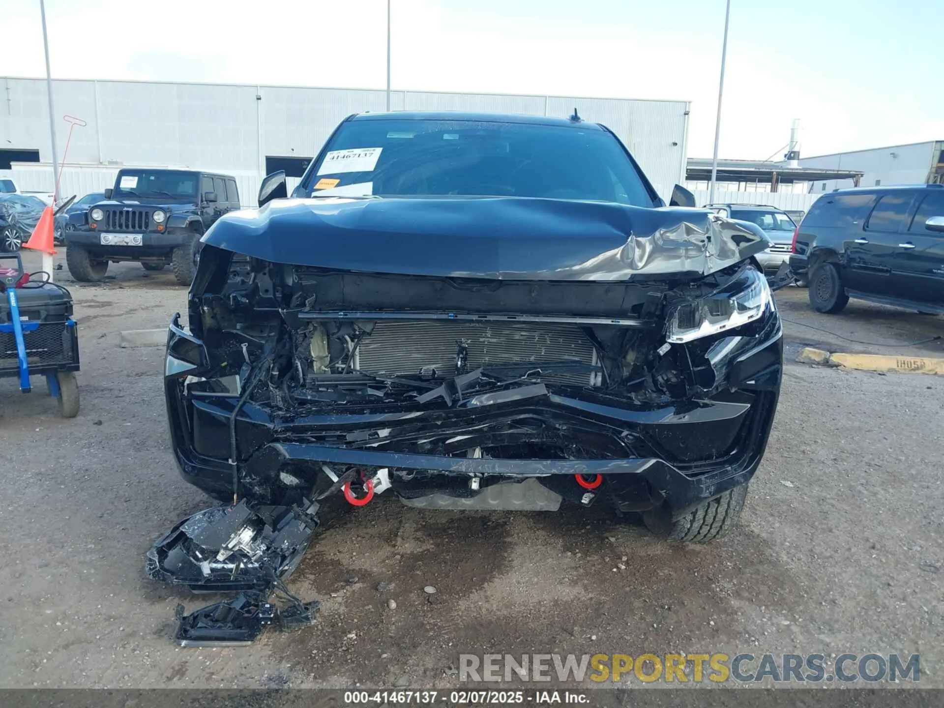 12 fotografías del automóvil dañado 1GNSKPKL9RR316256 CHEVROLET TAHOE 2024