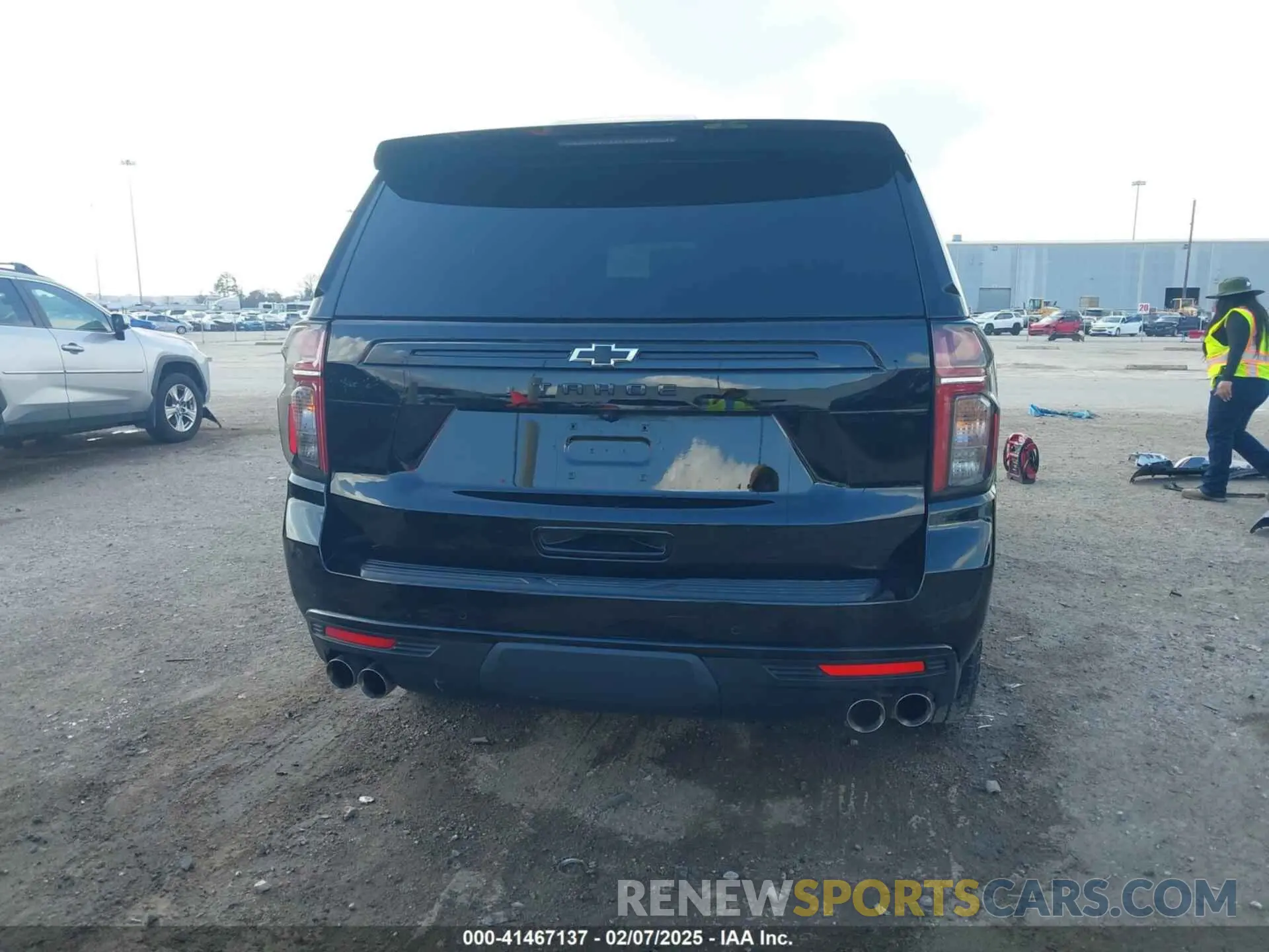 16 fotografías del automóvil dañado 1GNSKPKL9RR316256 CHEVROLET TAHOE 2024