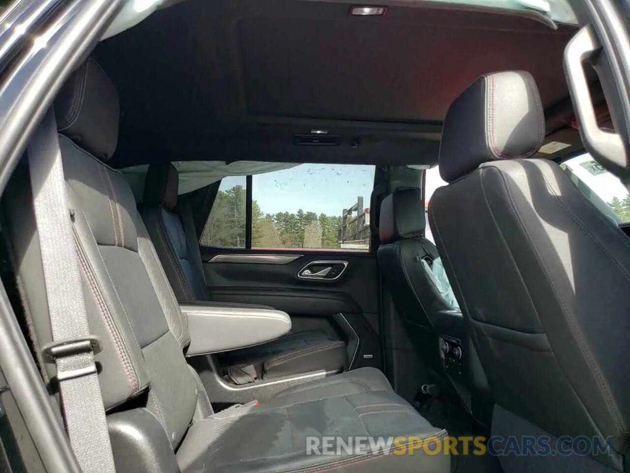 11 fotografías del automóvil dañado 1GNSKRKD3RR232860 CHEVROLET TAHOE 2024
