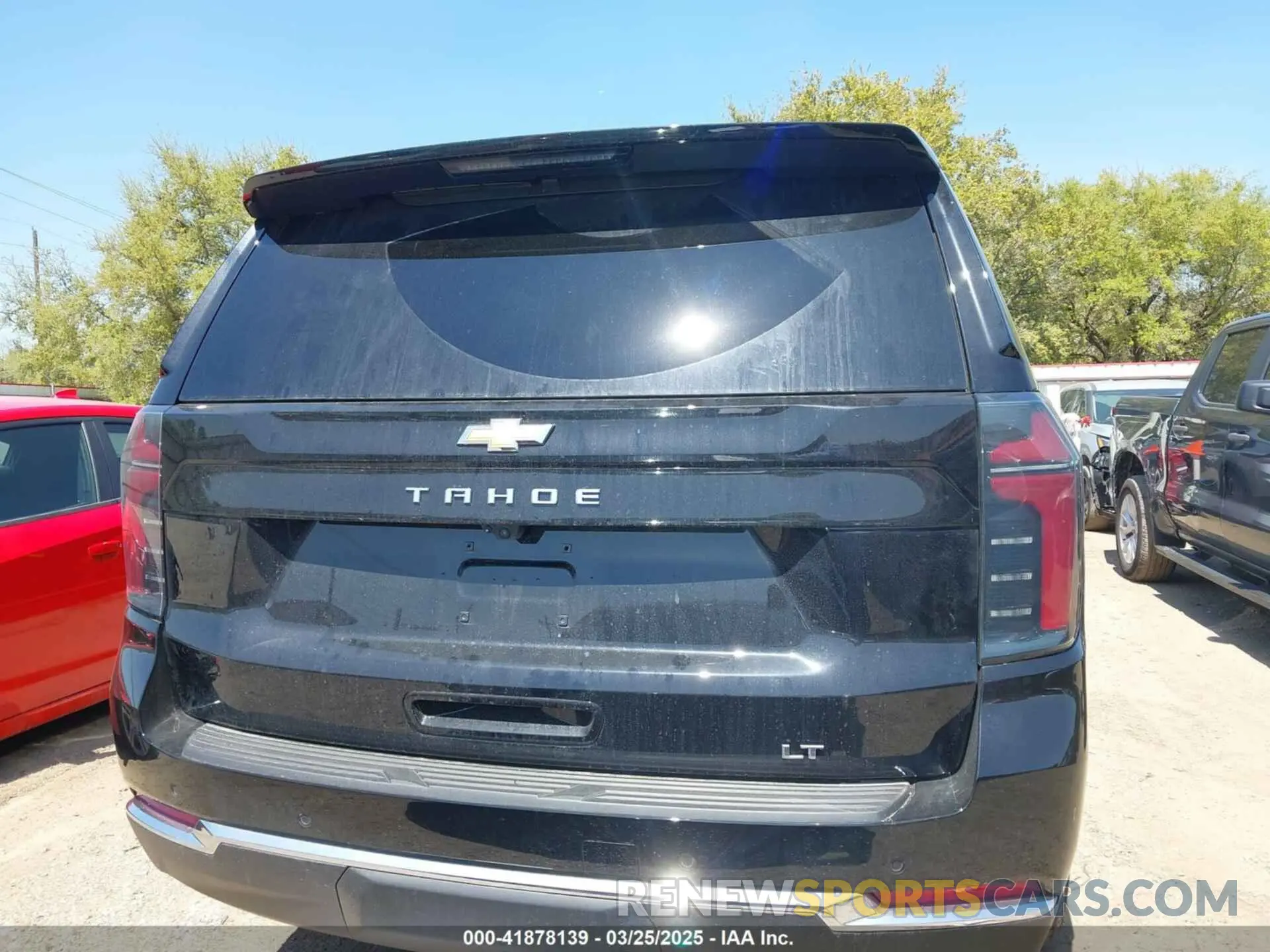 16 fotografías del automóvil dañado 1GNS5NRD5SR236730 CHEVROLET TAHOE 2025