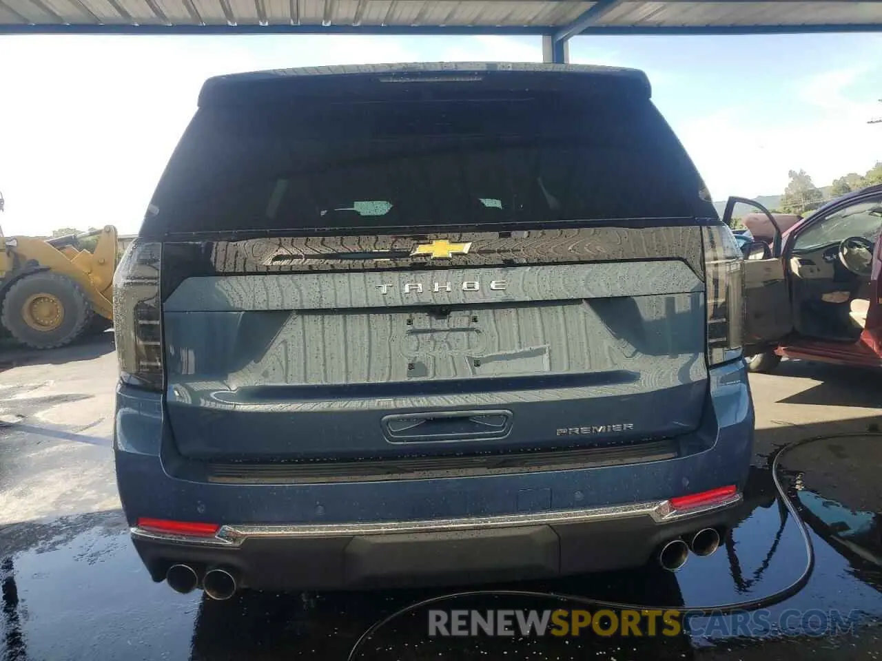 6 fotografías del automóvil dañado 1GNS5SRD2SR212027 CHEVROLET TAHOE 2025