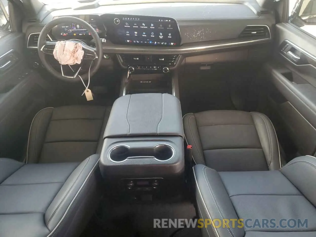 8 fotografías del automóvil dañado 1GNS5SRD2SR212027 CHEVROLET TAHOE 2025