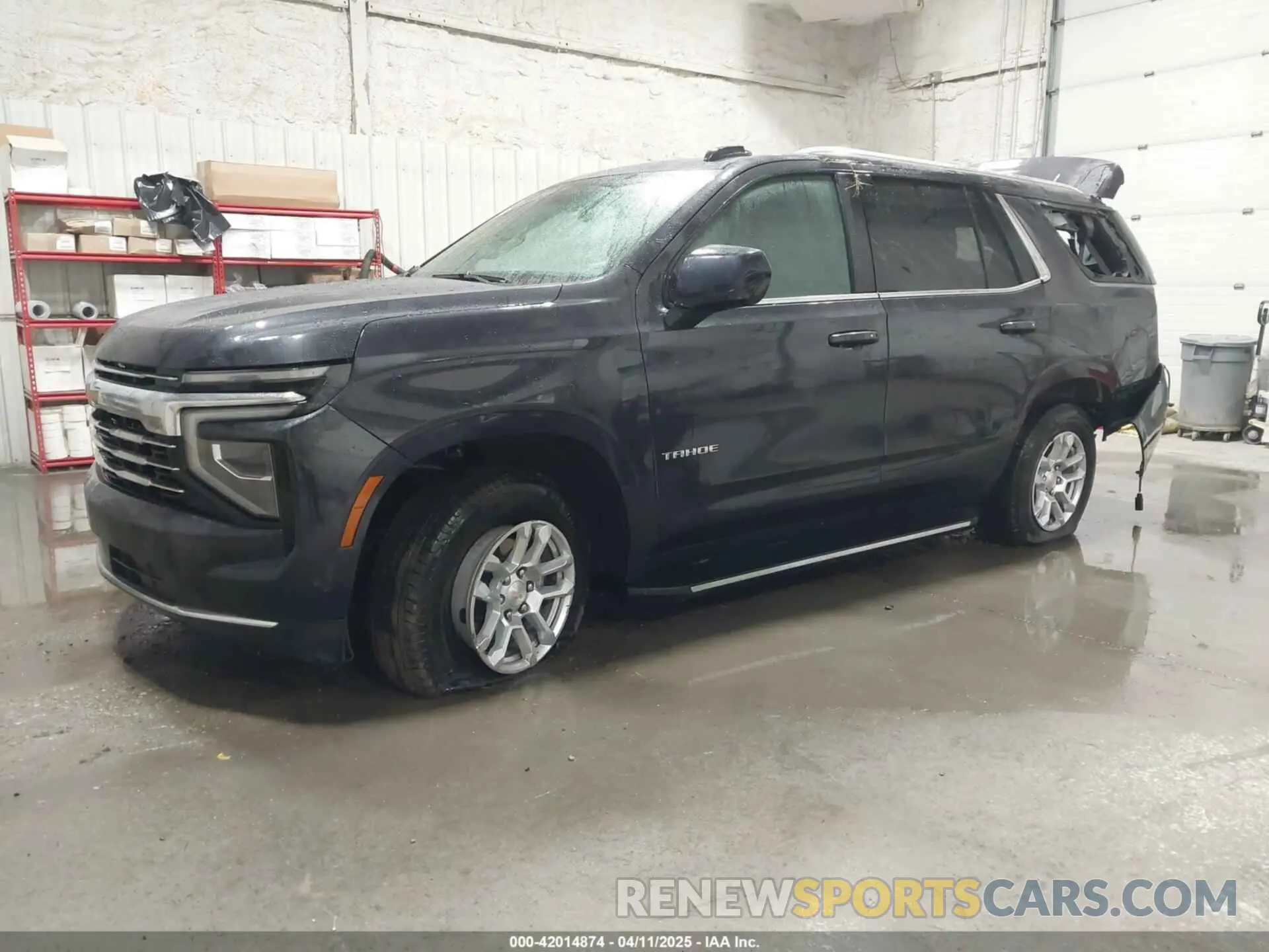 2 fotografías del automóvil dañado 1GNS6NRD6SR210053 CHEVROLET TAHOE 2025