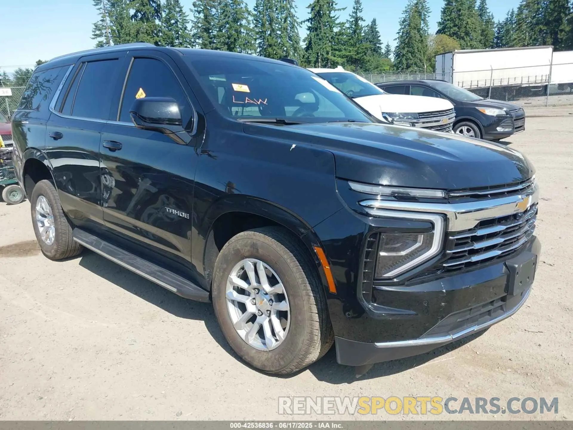 1 fotografías del automóvil dañado 1GNS6NRDXSR200383 CHEVROLET TAHOE 2025