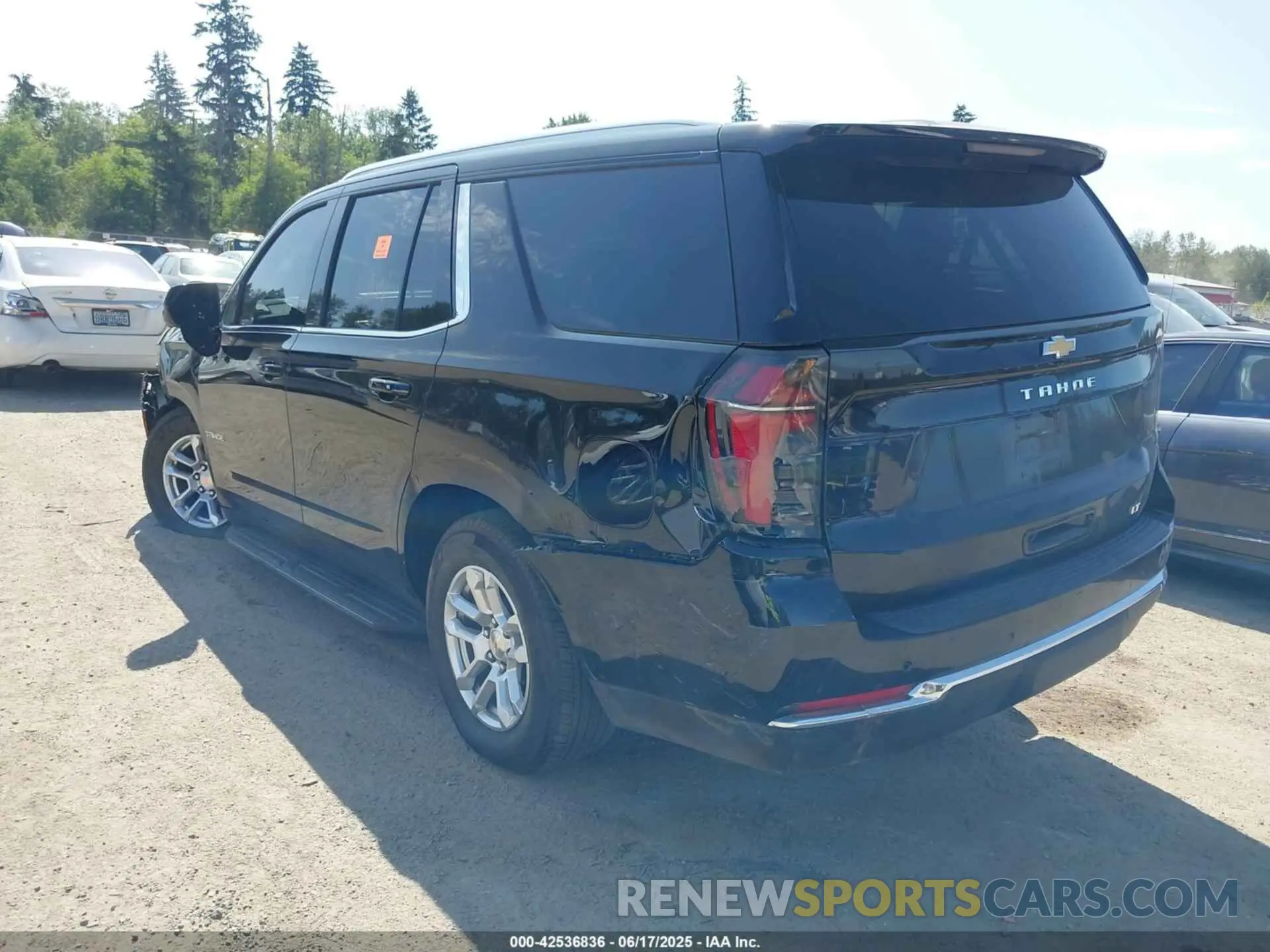 3 fotografías del automóvil dañado 1GNS6NRDXSR200383 CHEVROLET TAHOE 2025