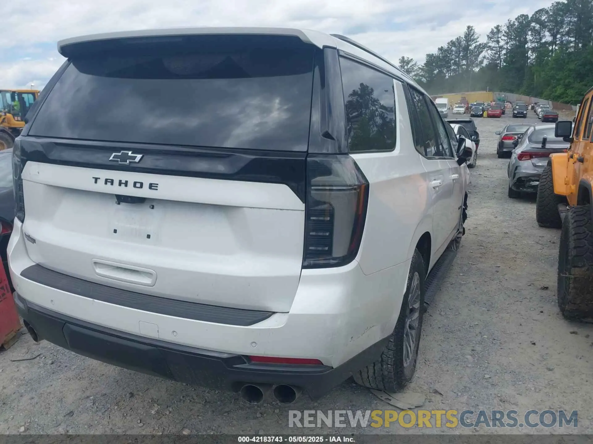 4 fotografías del automóvil dañado 1GNS6PRL3SR148260 CHEVROLET TAHOE 2025