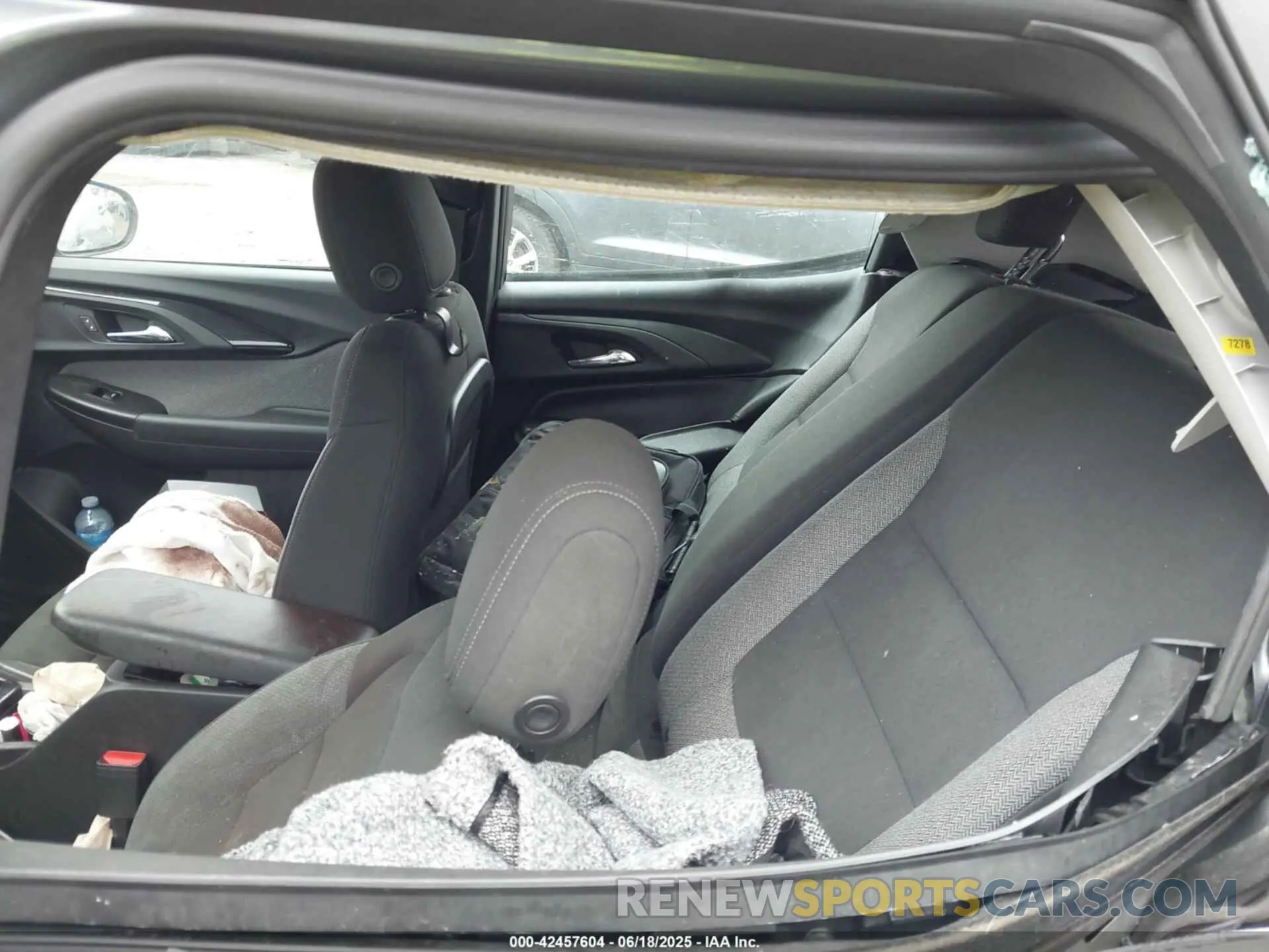 8 fotografías del automóvil dañado KL79MMS2XMB008728 CHEVROLET TRAILBLAZER 2021