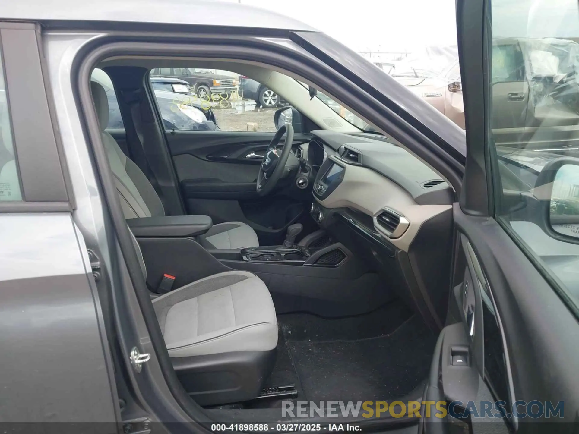 5 fotografías del automóvil dañado KL79MNSLXMB177386 CHEVROLET TRAILBLAZER 2021