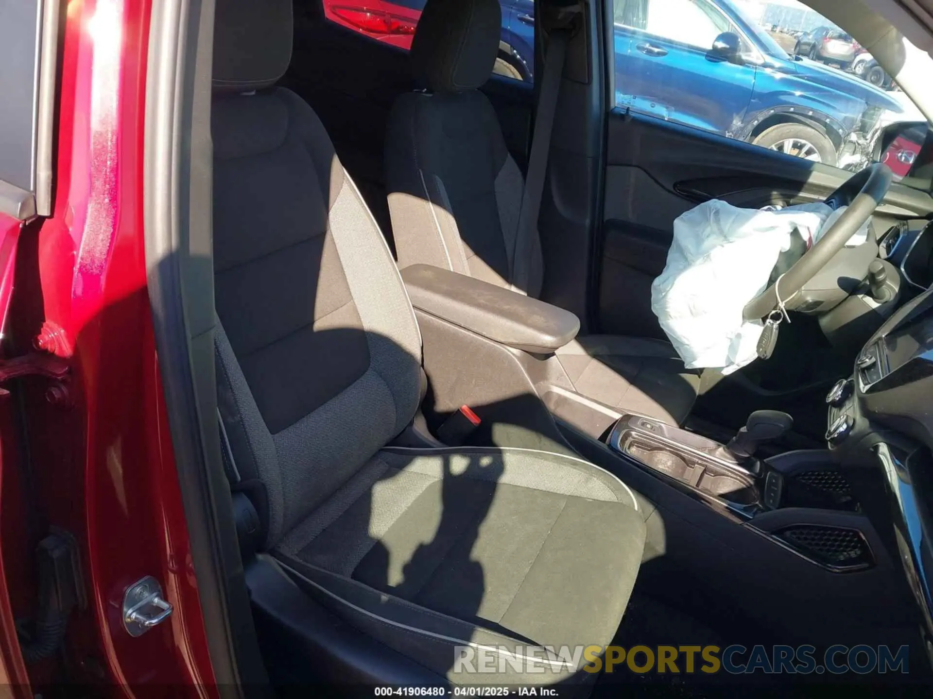 5 fotografías del automóvil dañado KL79MRSL1MB047262 CHEVROLET TRAILBLAZER 2021