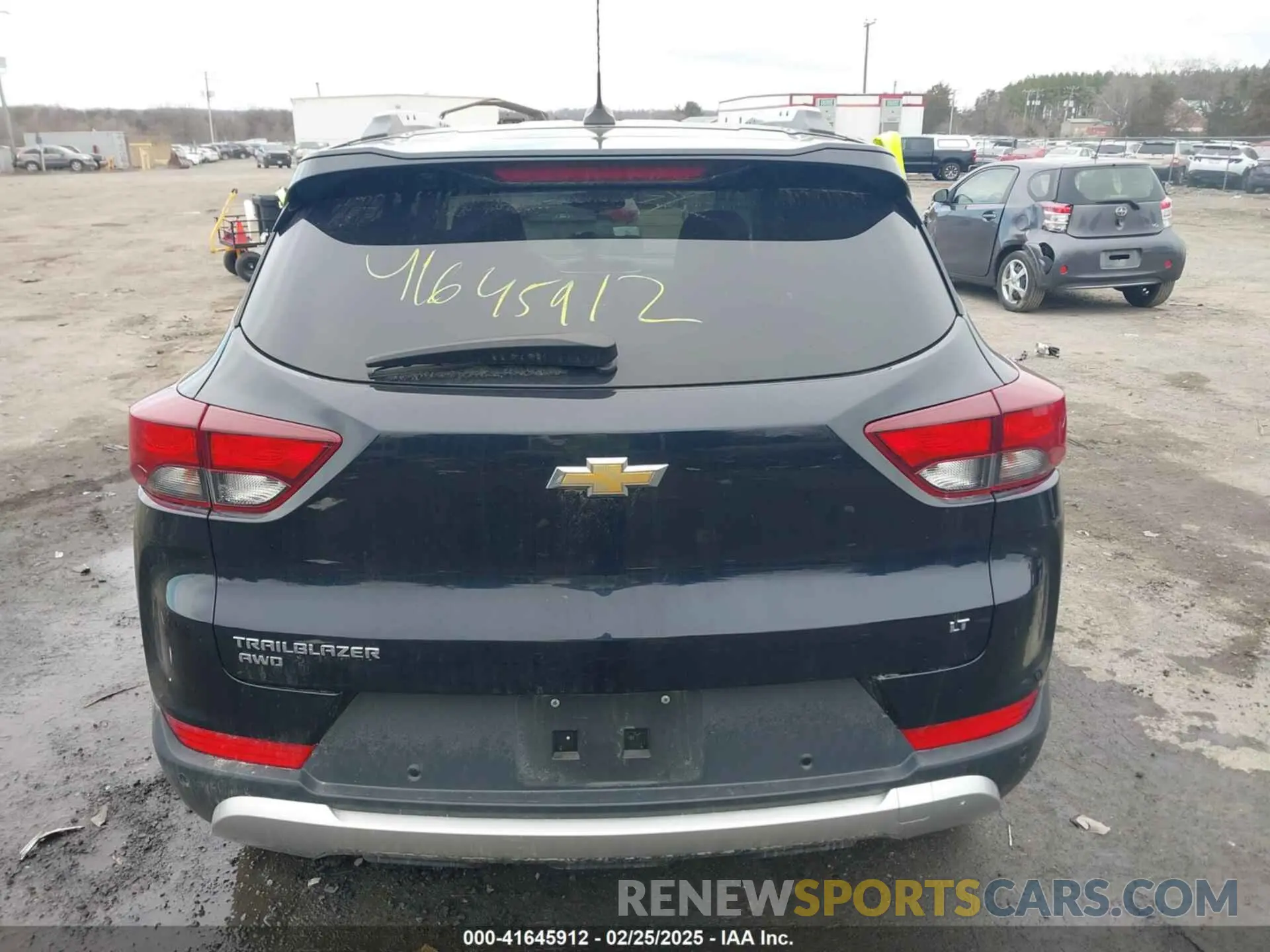16 fotografías del automóvil dañado KL79MRSL8MB013240 CHEVROLET TRAILBLAZER 2021