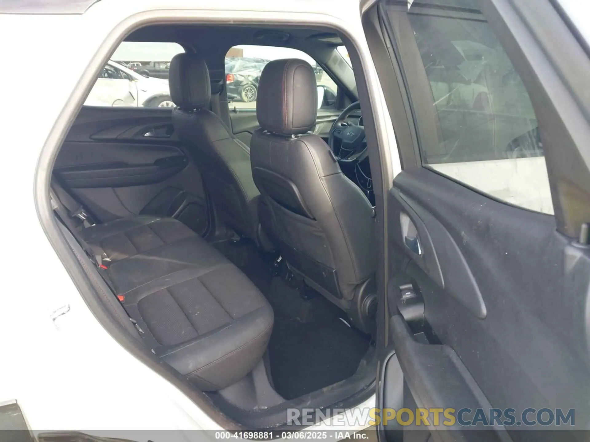 8 fotografías del automóvil dañado KL79MTSL2MB163941 CHEVROLET TRAILBLAZER 2021