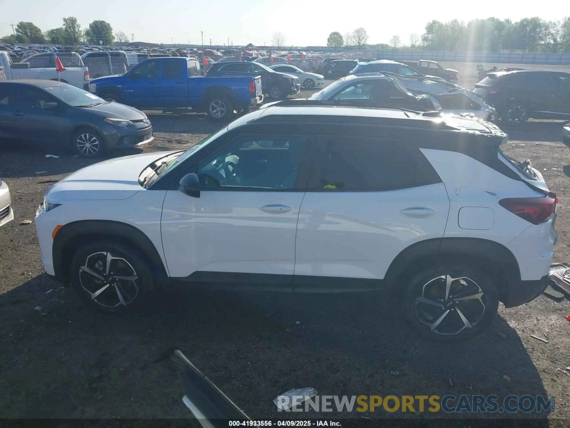 14 fotografías del automóvil dañado KL79MTSL9MB023160 CHEVROLET TRAILBLAZER 2021