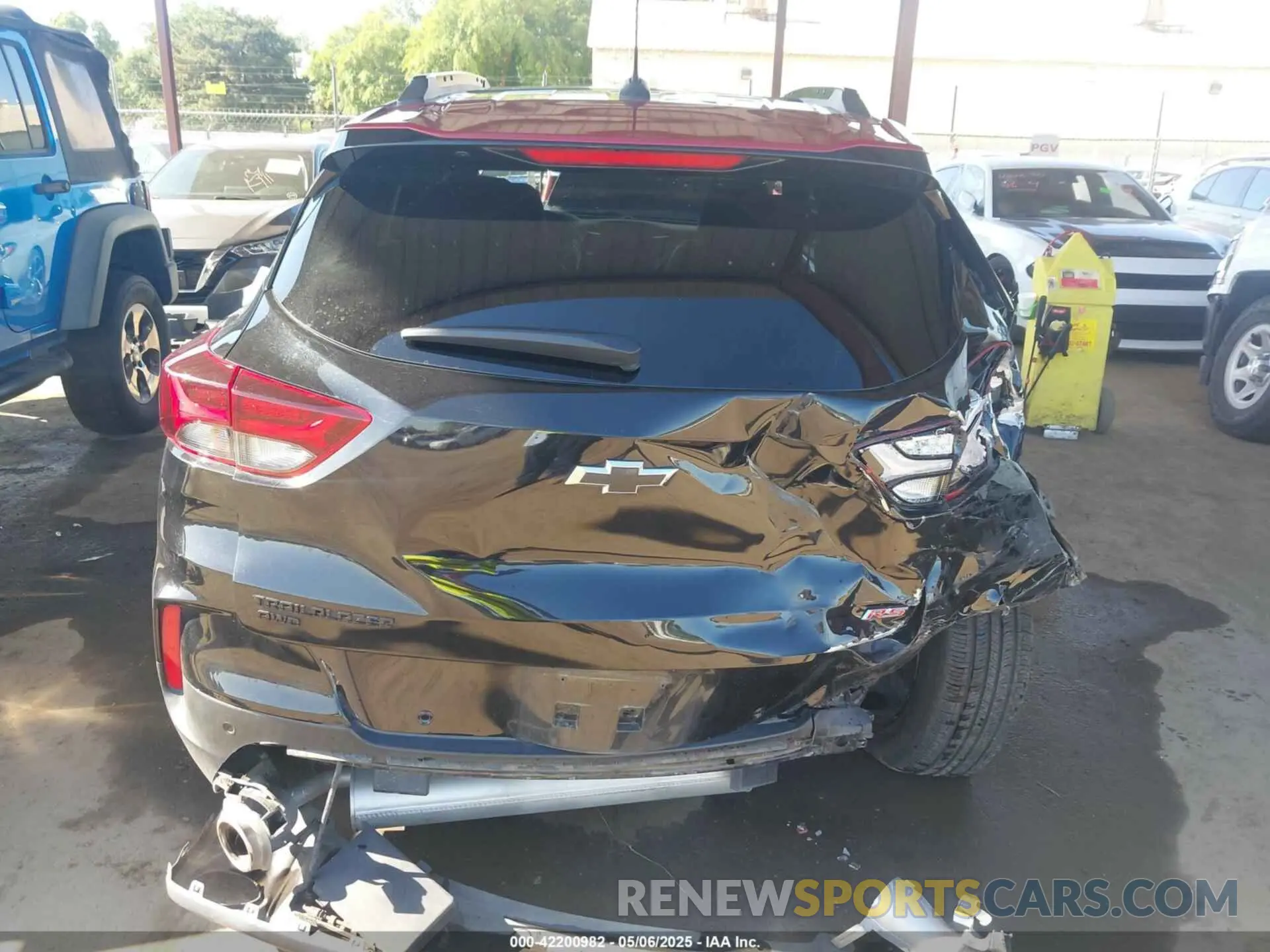 16 fotografías del automóvil dañado KL79MUSL2MB023216 CHEVROLET TRAILBLAZER 2021